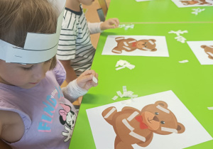 Poznajemy zawód pielęgniarki, czyli spotkanie z mamusią Antosi w gr. XII w ramach preorientacji zawodowej