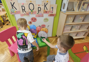 „Dzień Kropki – święto kreatywności” grupa VII