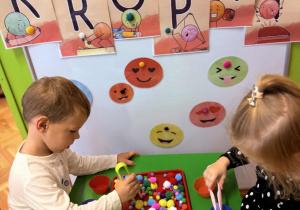 „Dzień Kropki – święto kreatywności” grupa VII