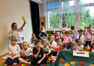 "Przedszkolaki recytują o jesieni" - konkurs recytatorski w grupie III i V