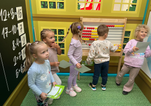 Bezpieczne Miasteczko Przedsiębiorczości, a w nim grupa X