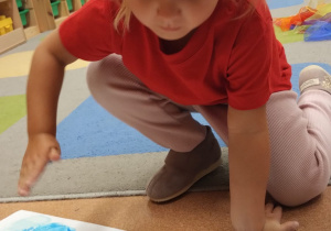 „Tęcza Przyjaźni i Kolorowe Emocje w Dniu Chłopaka” - zajęcia w grupie X w ramach Tygodnia Budowania Relacji