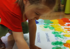 „Tęcza Przyjaźni i Kolorowe Emocje w Dniu Chłopaka” - zajęcia w grupie X w ramach Tygodnia Budowania Relacji