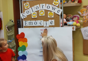 „Tęcza Przyjaźni i Kolorowe Emocje w Dniu Chłopaka” - zajęcia w grupie X w ramach Tygodnia Budowania Relacji