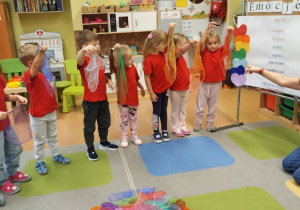 „Tęcza Przyjaźni i Kolorowe Emocje w Dniu Chłopaka” - zajęcia w grupie X w ramach Tygodnia Budowania Relacji