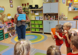 „Tęcza Przyjaźni i Kolorowe Emocje w Dniu Chłopaka” - zajęcia w grupie X w ramach Tygodnia Budowania Relacji