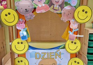 ŚWIATOWY DZIEŃ UŚMIECHU w Tygodniu Budowania Relacji – grupa X