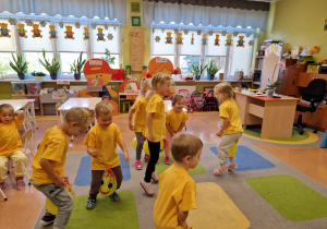ŚWIATOWY DZIEŃ UŚMIECHU w Tygodniu Budowania Relacji – grupa X