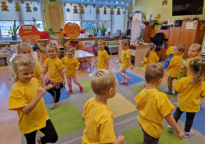 ŚWIATOWY DZIEŃ UŚMIECHU w Tygodniu Budowania Relacji – grupa X