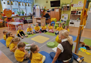 ŚWIATOWY DZIEŃ UŚMIECHU w Tygodniu Budowania Relacji – grupa X