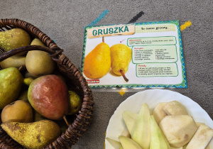 "Owocowy tydzień" - projekt w grupie III