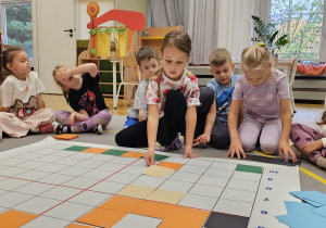 „Na polanie w lesie” - jesienne kodowanie w grupie IV
