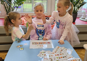 „Na polanie w lesie” - jesienne kodowanie w grupie IV