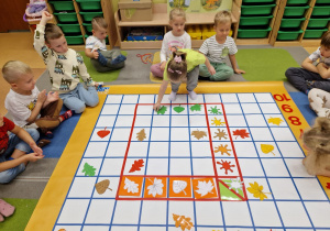 KODUJEMY …kolorowo i jesiennie - grupa X w Tygodniu Code Week 2025