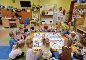 KODUJEMY …kolorowo i jesiennie - grupa X w Tygodniu Code Week 2025
