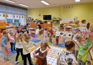 KODUJEMY …kolorowo i jesiennie - grupa X w Tygodniu Code Week 2025