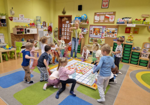 KODUJEMY …kolorowo i jesiennie - grupa X w Tygodniu Code Week 2025