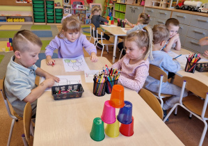 KODUJEMY …kolorowo i jesiennie - grupa X w Tygodniu Code Week 2025