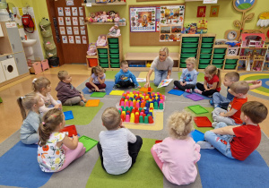 KODUJEMY …kolorowo i jesiennie - grupa X w Tygodniu Code Week 2025