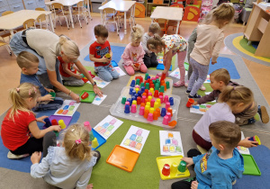 KODUJEMY …kolorowo i jesiennie - grupa X w Tygodniu Code Week 2025