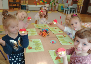 Projekt edukacyjny "Pod jesiennym parasolem"