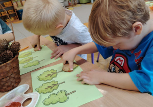 Projekt edukacyjny "Pod jesiennym parasolem"