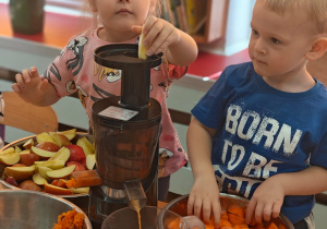 Projekt edukacyjny "Pod jesiennym parasolem"