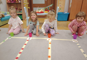 Projekt edukacyjny "Pod jesiennym parasolem"