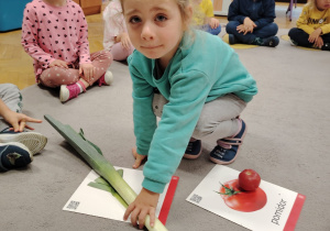 Projekt edukacyjny "Pod jesiennym parasolem"