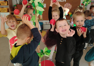Projekt edukacyjny "Pod jesiennym parasolem"