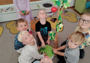 Projekt edukacyjny "Pod jesiennym parasolem"