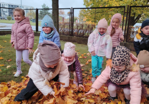 Projekt edukacyjny "Pod jesiennym parasolem"