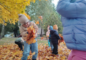 Projekt edukacyjny "Pod jesiennym parasolem"