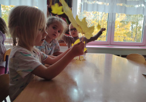 Projekt edukacyjny "Pod jesiennym parasolem"