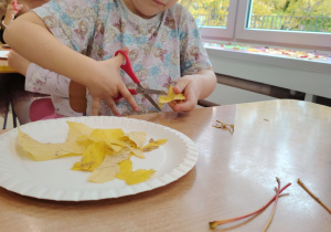Projekt edukacyjny "Pod jesiennym parasolem"