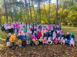 Kolory jesieni- wycieczka do parku grup III, IV,V,VI,XI i XII