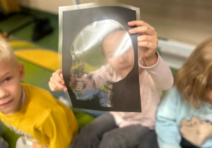 "Wesoły Kostek"- spotkanie z rehabilitantką gr.VI