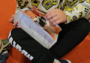 „Dotykam, słucham, czuję – jesień”