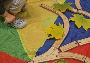 „Dotykam, słucham, czuję – jesień”