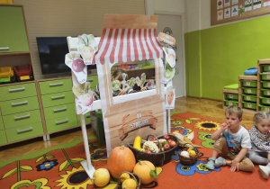 „Dotykam, słucham, czuję – jesień”