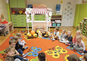 „Dotykam, słucham, czuję – jesień”