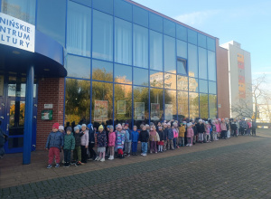 Spektakl teatralny pt.: "Przygody Baltazara" w KDK- gr. IV, V, XI i XII