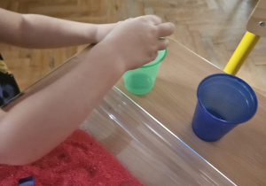 Kodowanie z kubeczkami – Code Week w grupie VII