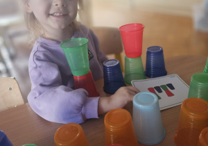 Kodowanie z kubeczkami – Code Week w grupie VII