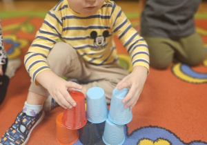 Kodowanie z kubeczkami – Code Week w grupie VII