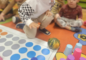 Kodowanie z kubeczkami – Code Week w grupie VII