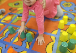 Kodowanie z kubeczkami – Code Week w grupie VII