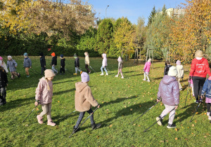 „Kijki w małych rączkach” – Nordic Walking dla przedszkolaków – gr. IV