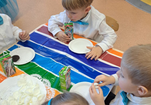 Pasowanie na Przedszkolaka w grupie IX