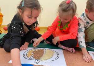 Dzień Dyni - zajęcia koleżeńskie w gr. XI i XII